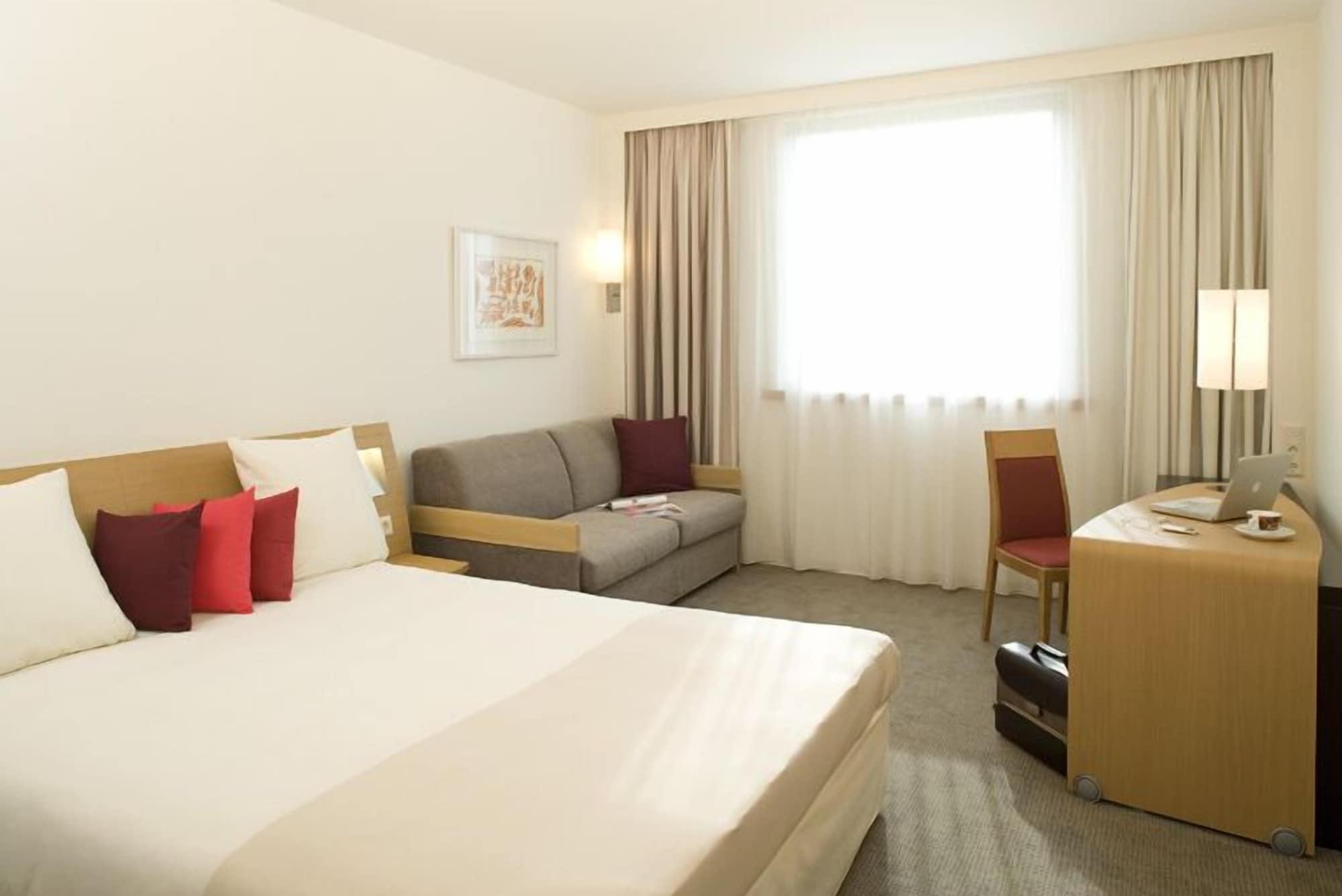 Hotel Novotel - Ekeren 4*