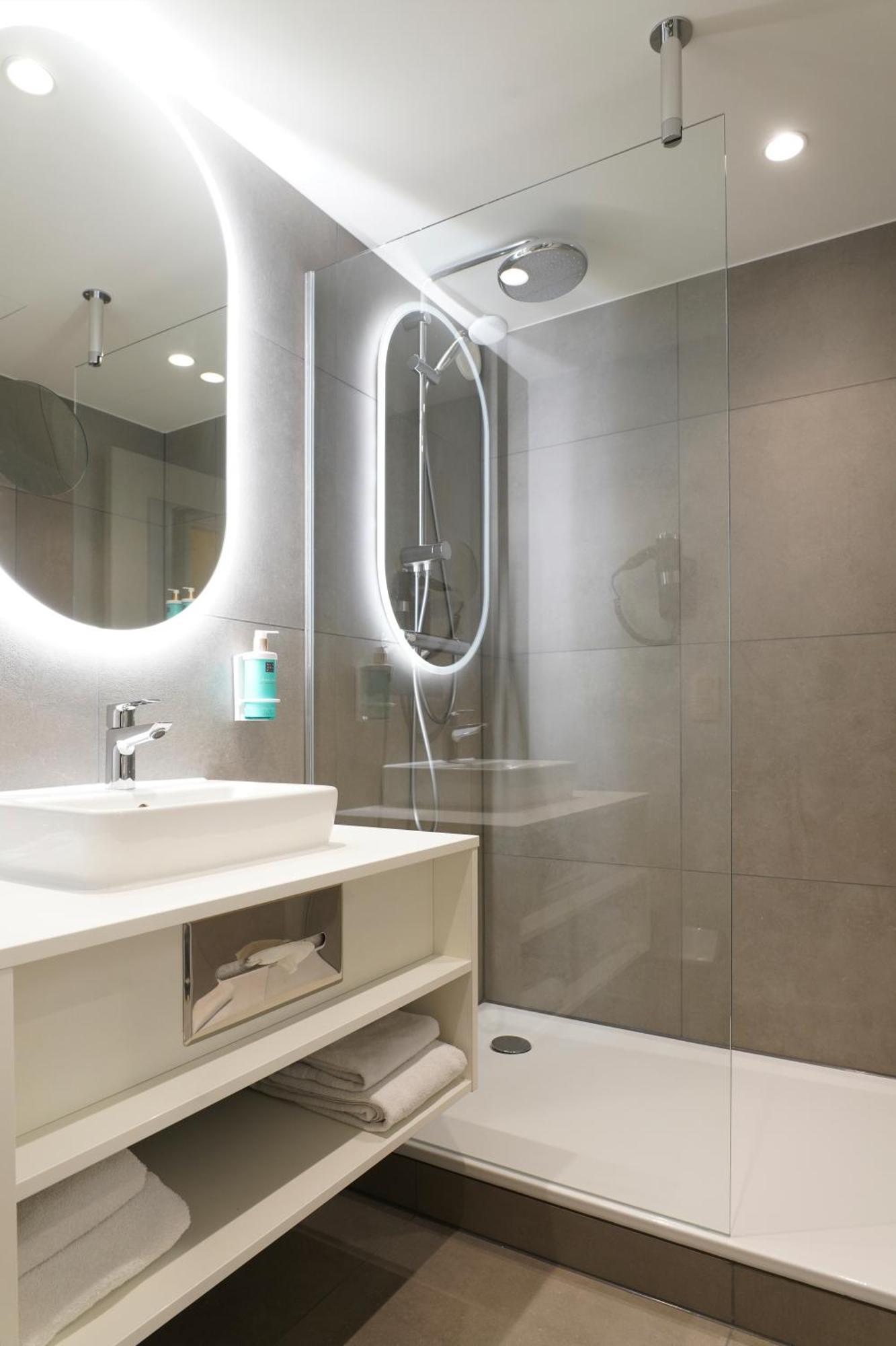 Novotel - Ekeren Hotel 4*