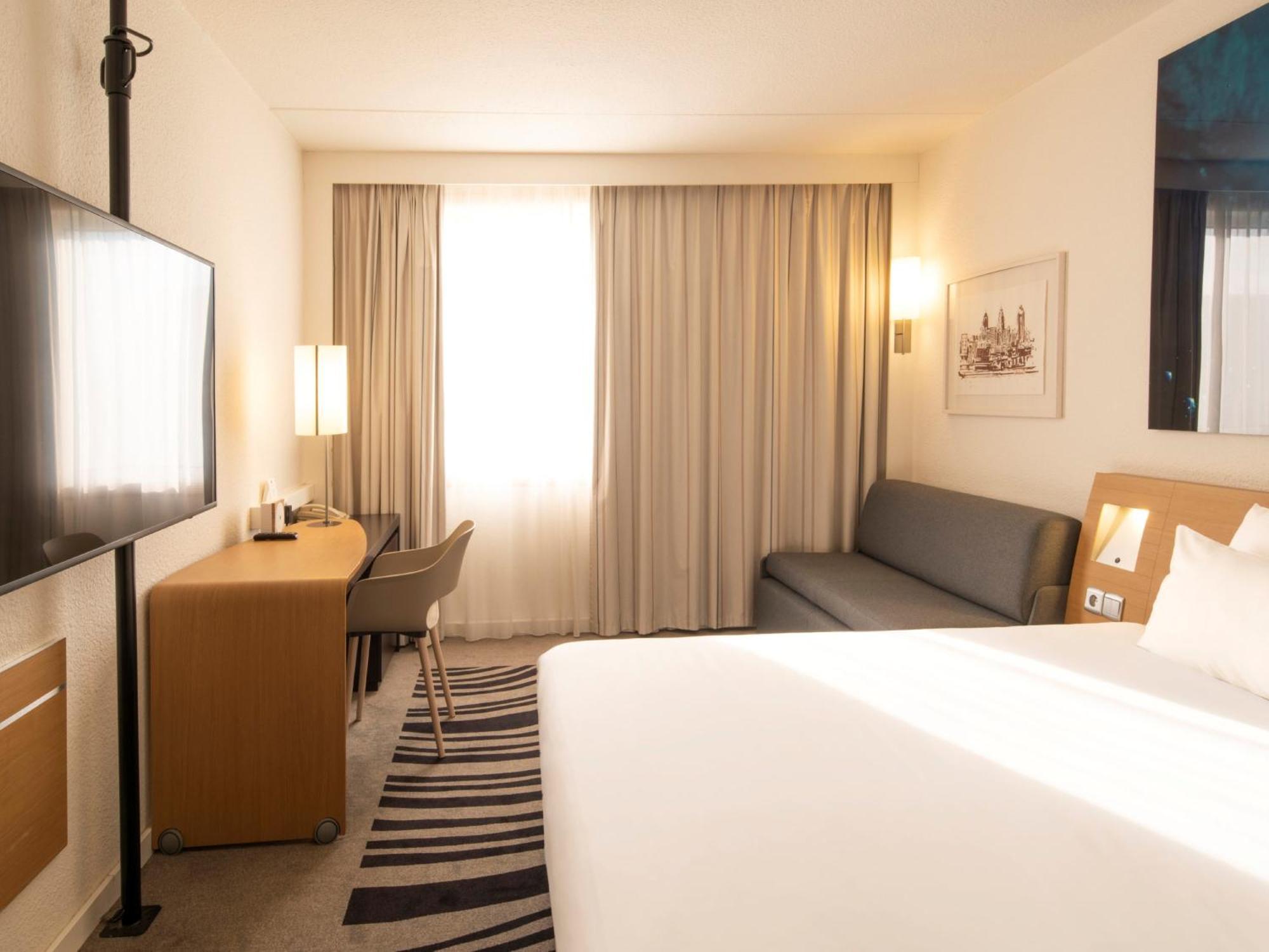Hotel Novotel - Ekeren 4*